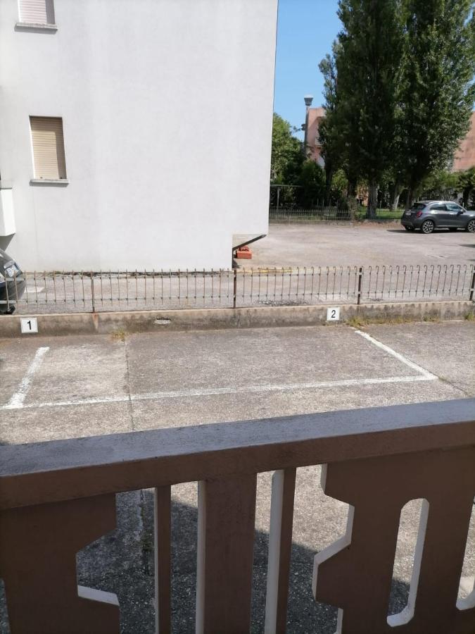 Apartament Bilocale Kenya Caorle Zewnętrze zdjęcie